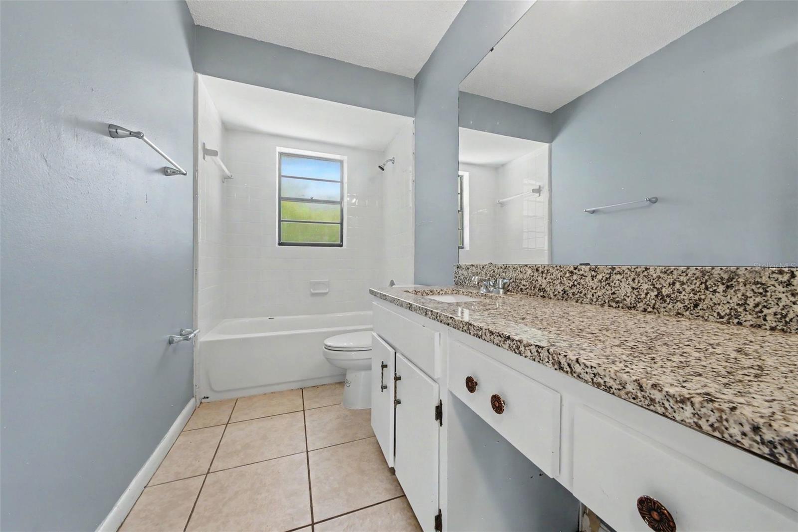 840 RAYSTON ST — photo 12