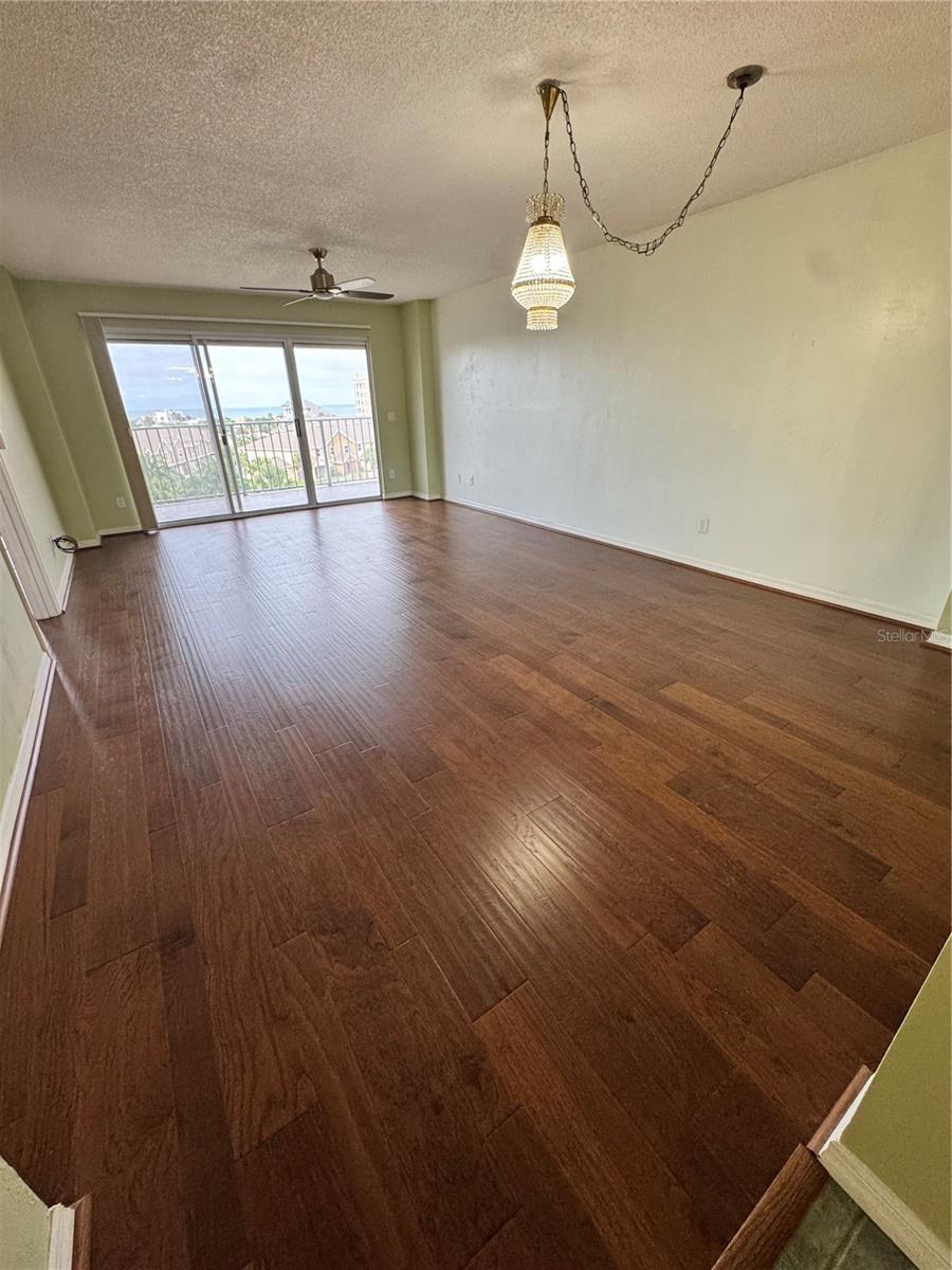 4 OCEANS WEST BLVD #606D — photo 7