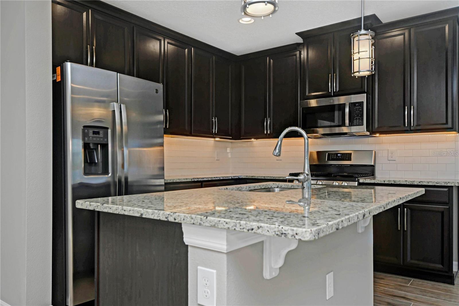 310 CEDAR BARK LN — photo 10