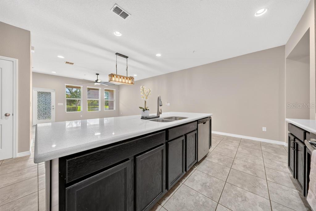 409 MERRY BROOK CIR — photo 11