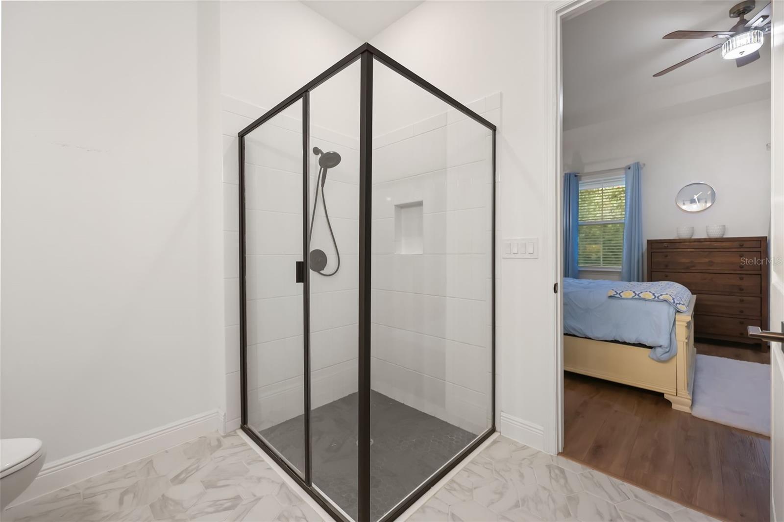 620 BAYERN LN — photo 12