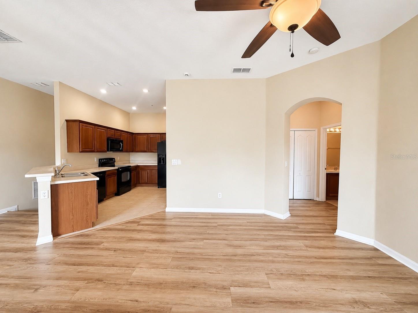 2210 SAN JACINTO CIR — photo 11