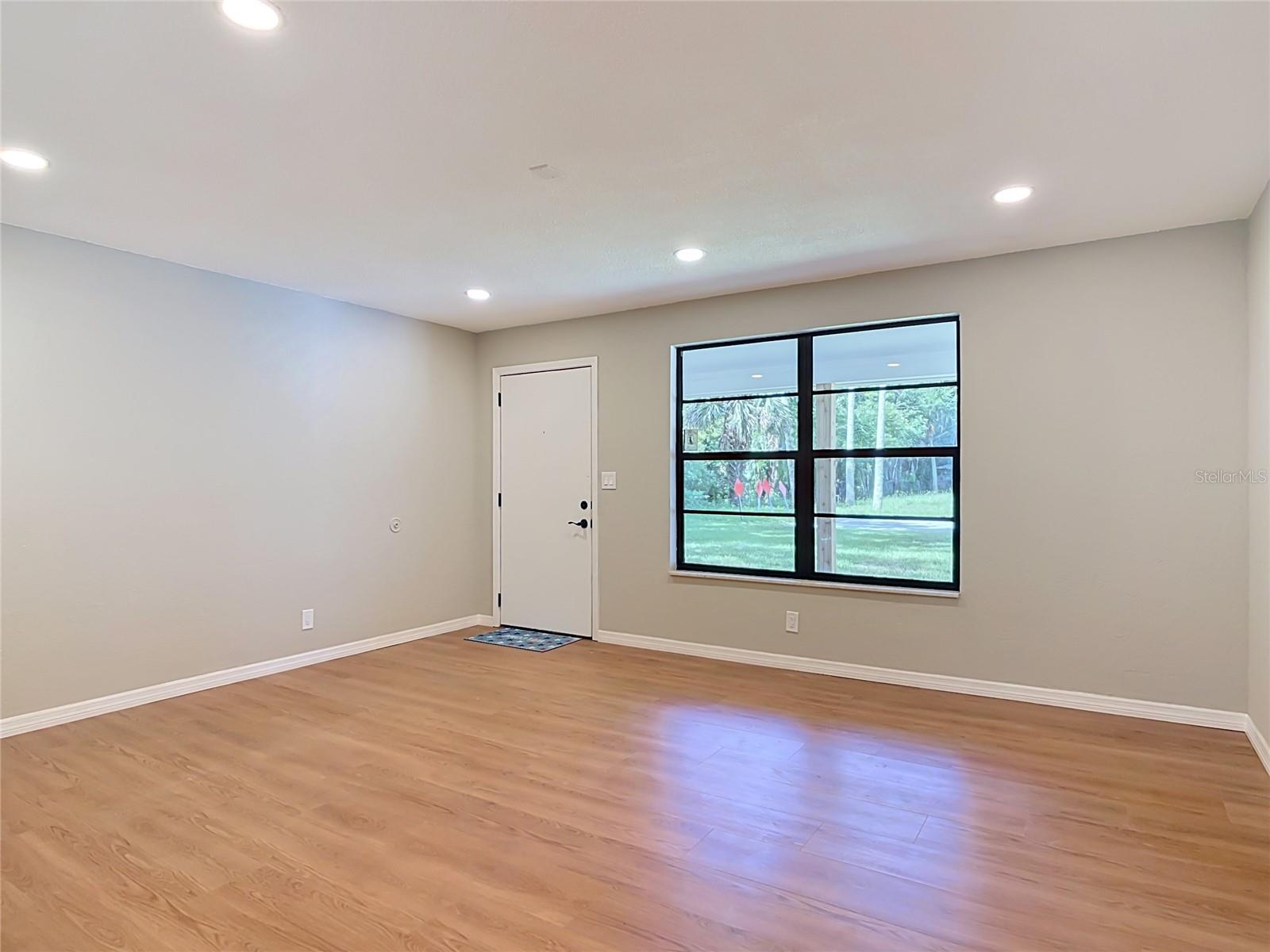 702 AVENUE A — photo 11
