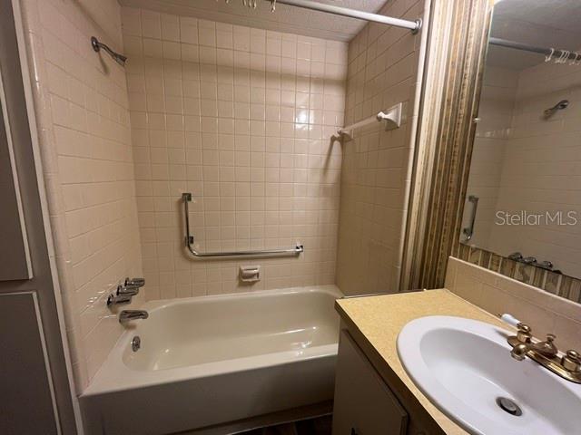 223 PEPPERTREE CT — photo 9