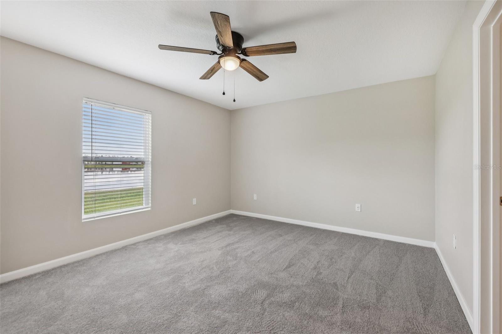 1172 BELLE ISLE LN — photo 9
