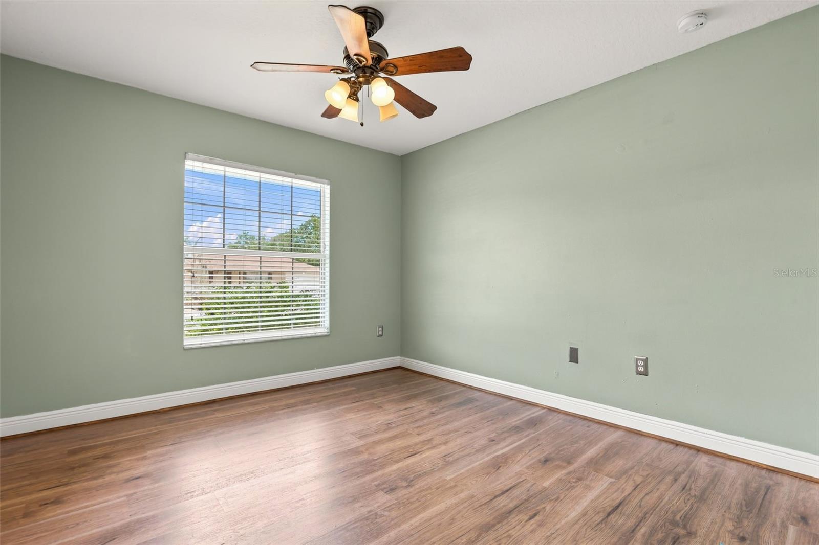 2063 MONTEREY DR — photo 12