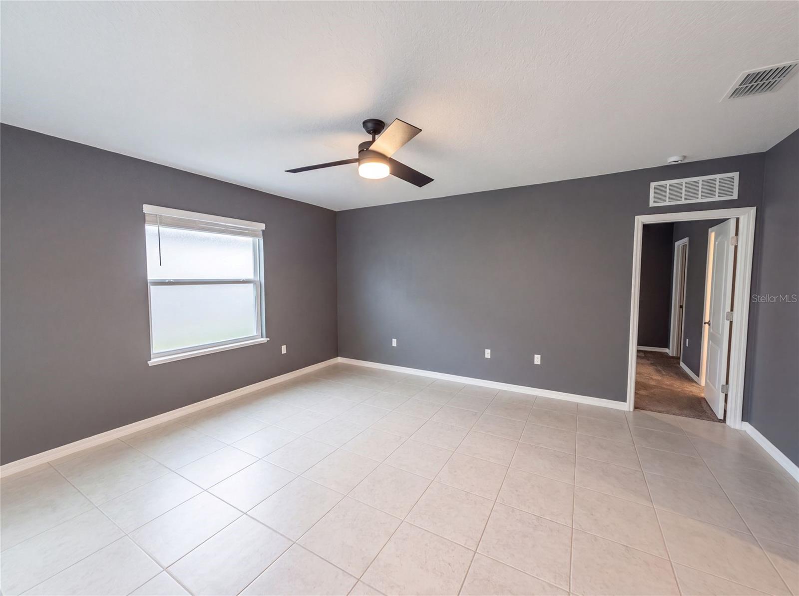 1443 GENERAL CUSTER AVE — photo 3
