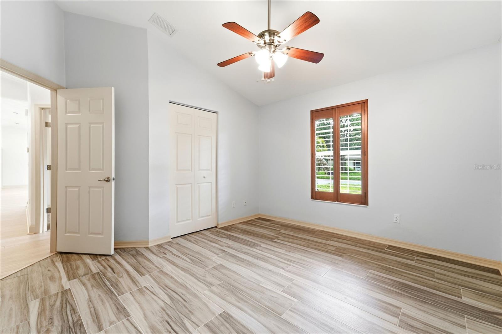 59 CRESTWOOD CIR — photo 10