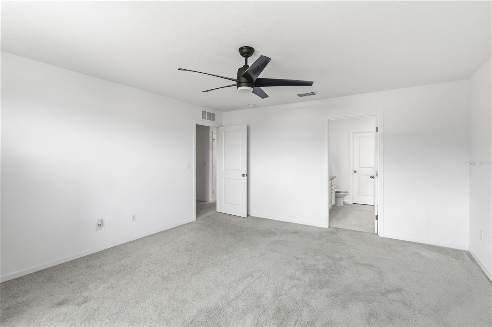 1457 DALKEITH CV — photo 9