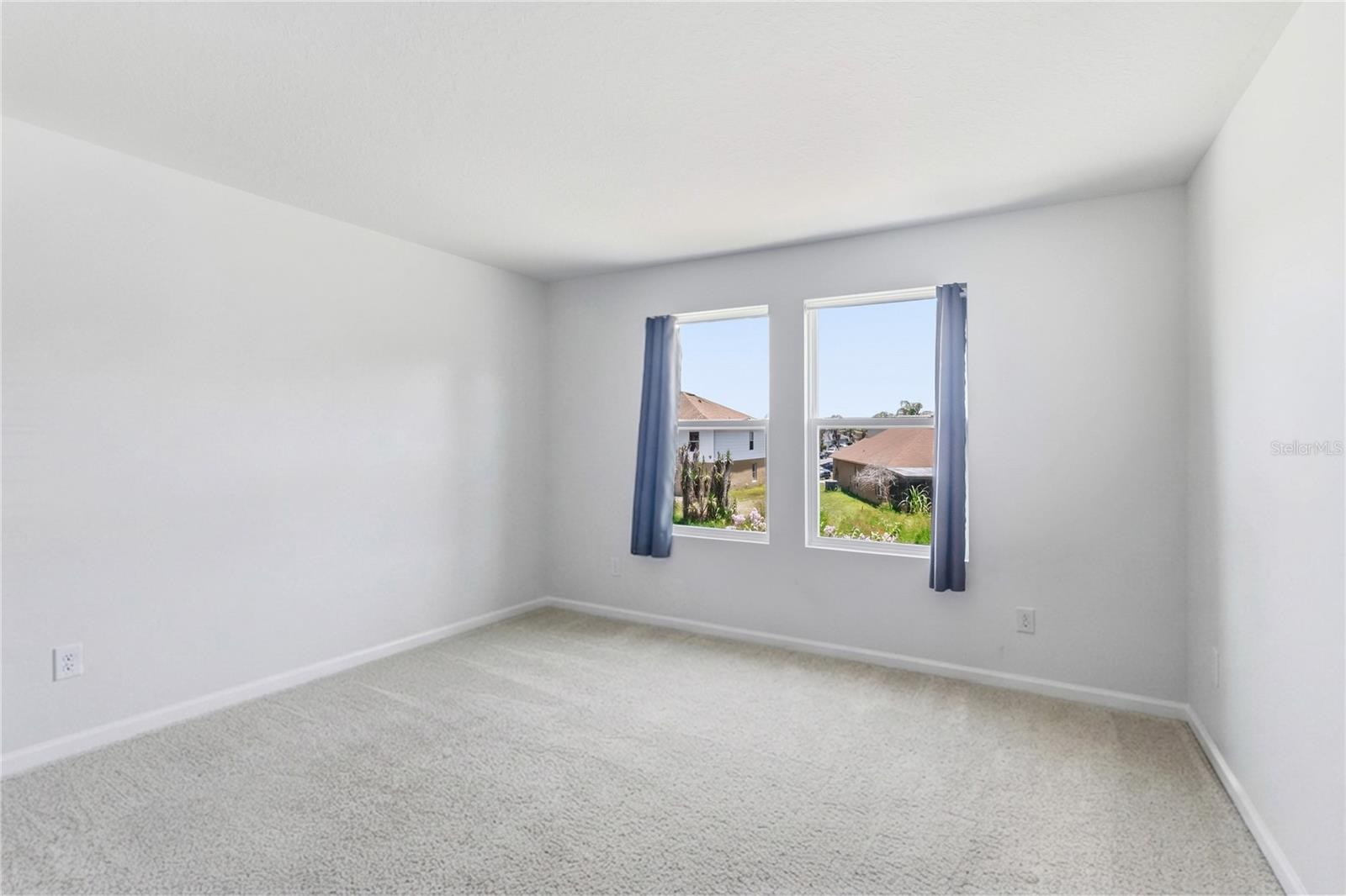 1457 DALKEITH CV — photo 10