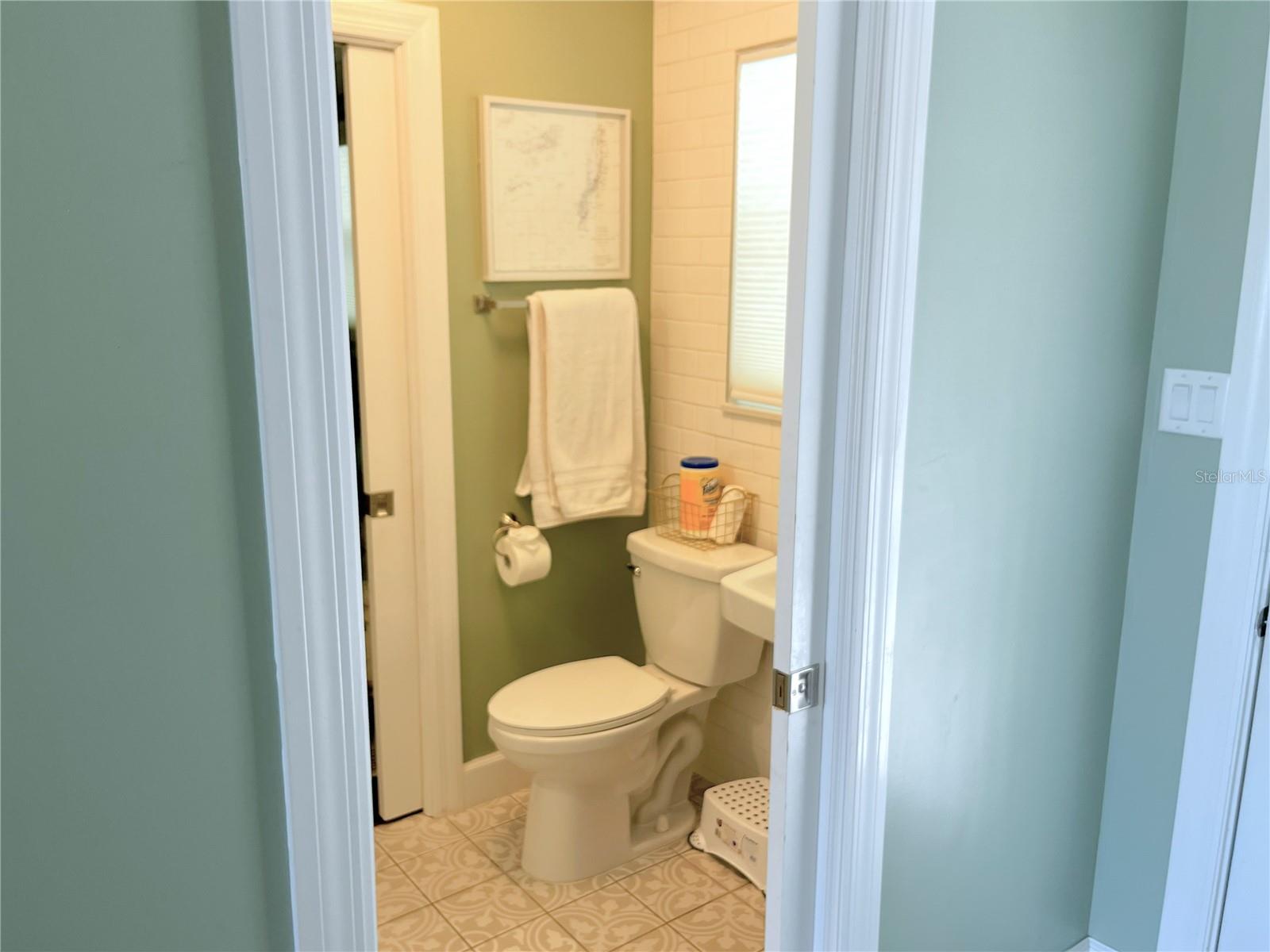 1426 RIVERSIDE DR — photo 12