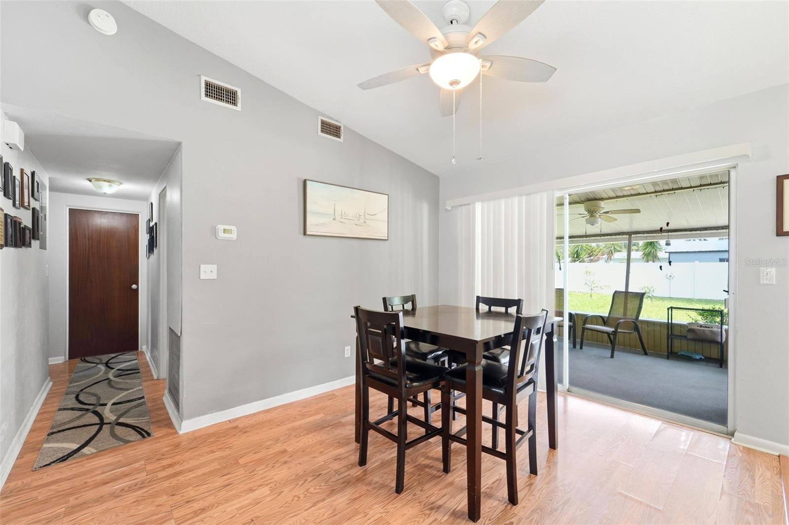 123 E LAKE MARY DR — photo 9