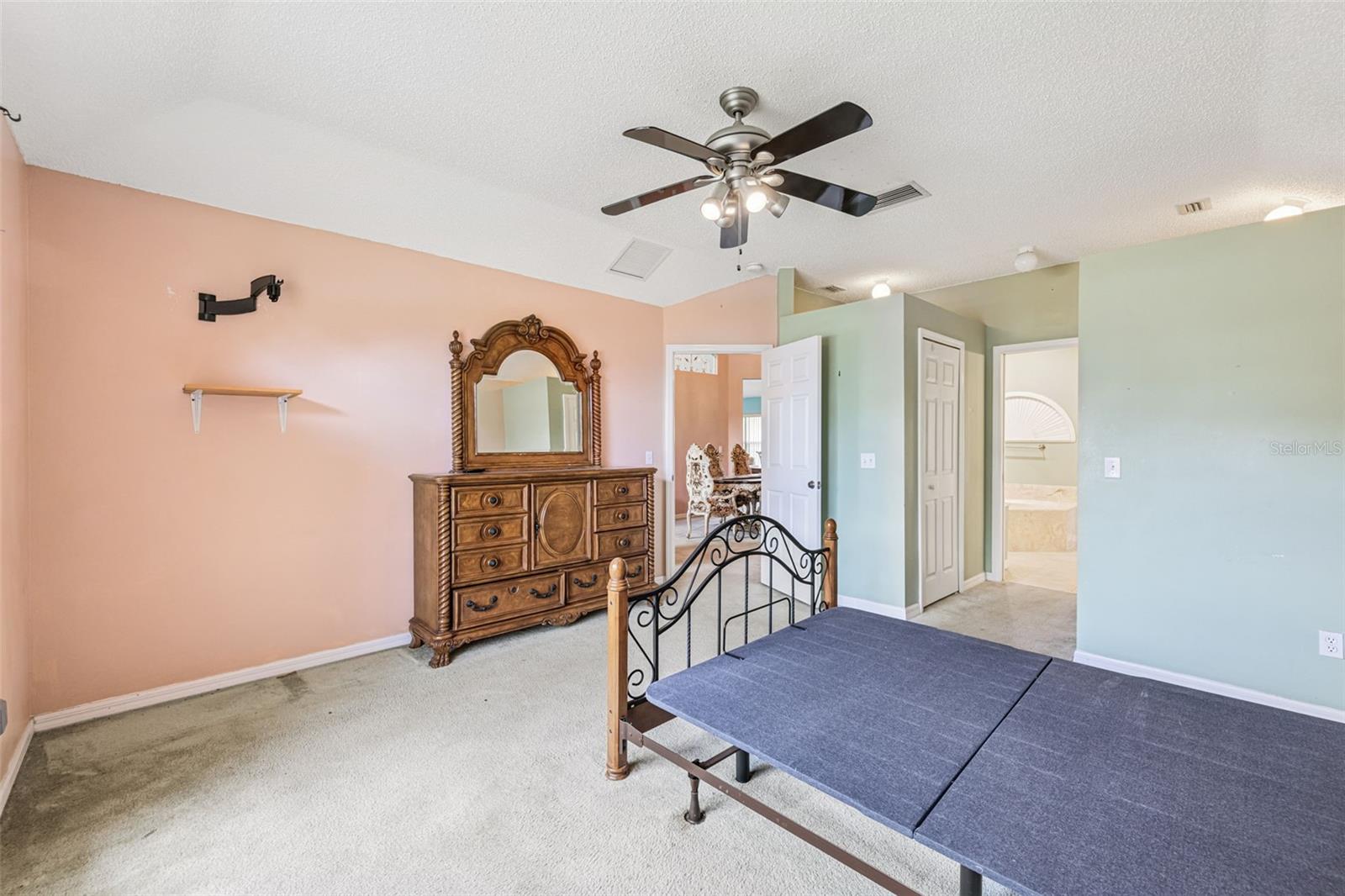 2270 CARSON LN — photo 12