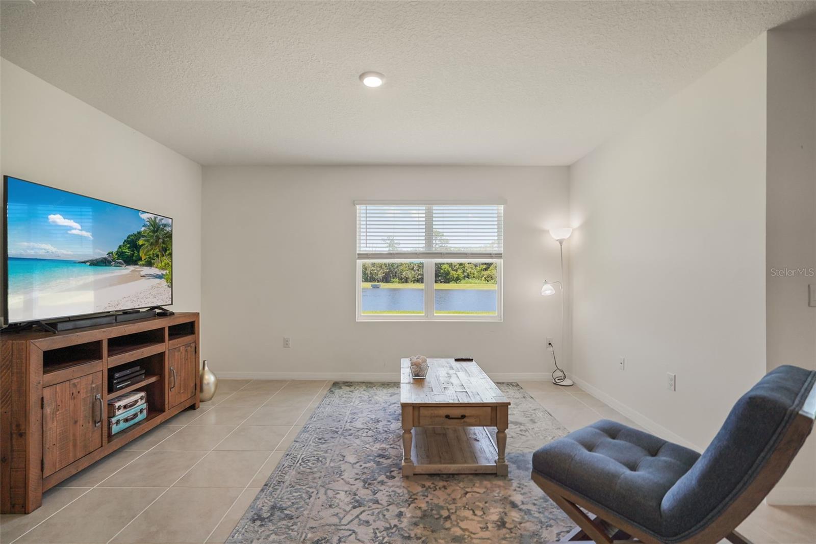 3683 BOTANICAL WAY — photo 9