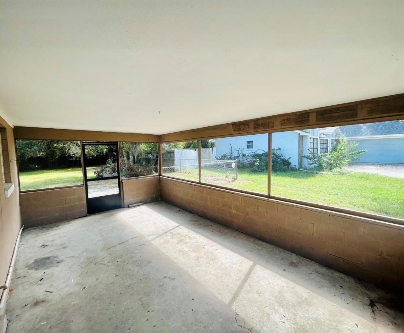 1701 MONTECITO AVE — photo 5