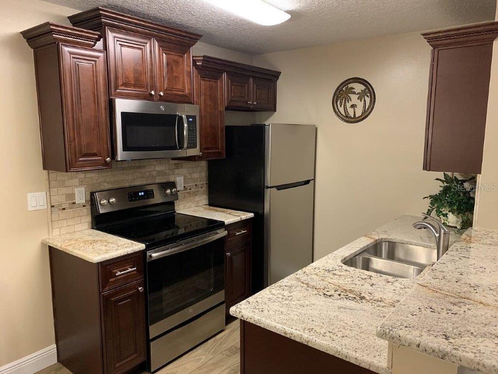 2612 GRASSY POINT DR #102 — photo 4