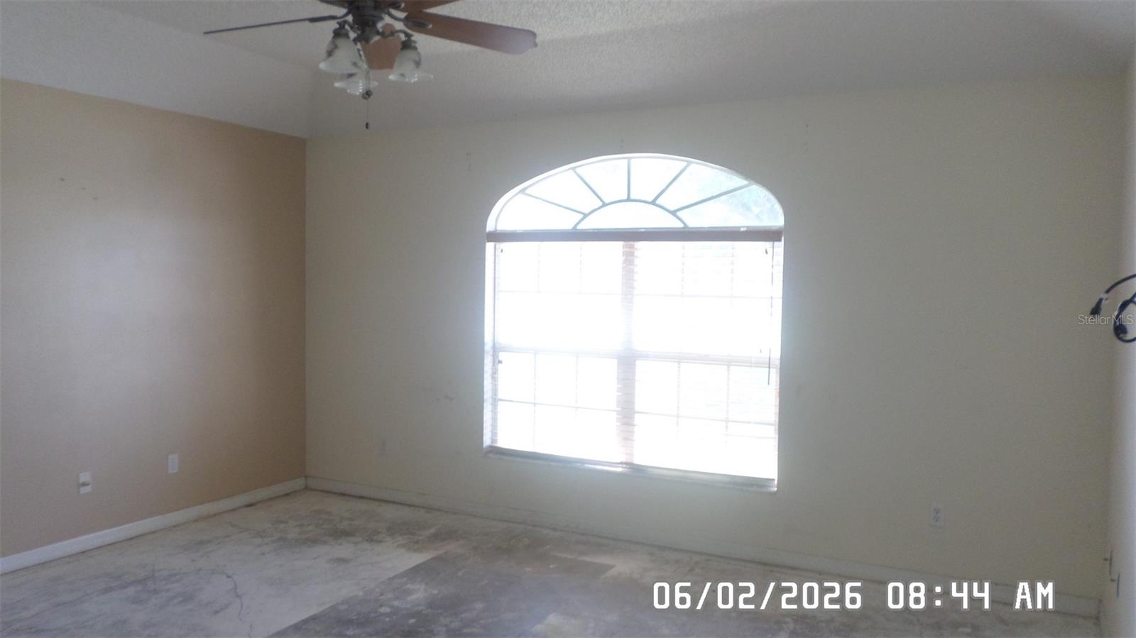1638 W AKRON DR — photo 4