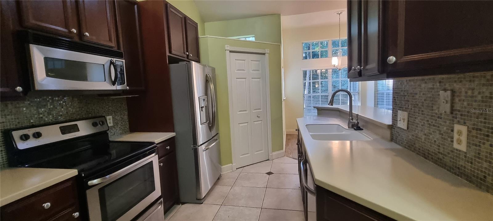 1462 FARRINDON CIR #1462 — photo 7