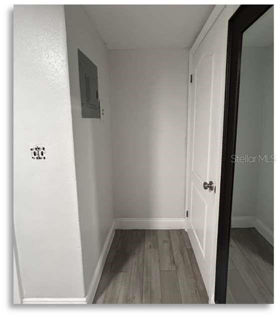 2400 S LAUREL AVE — photo 12
