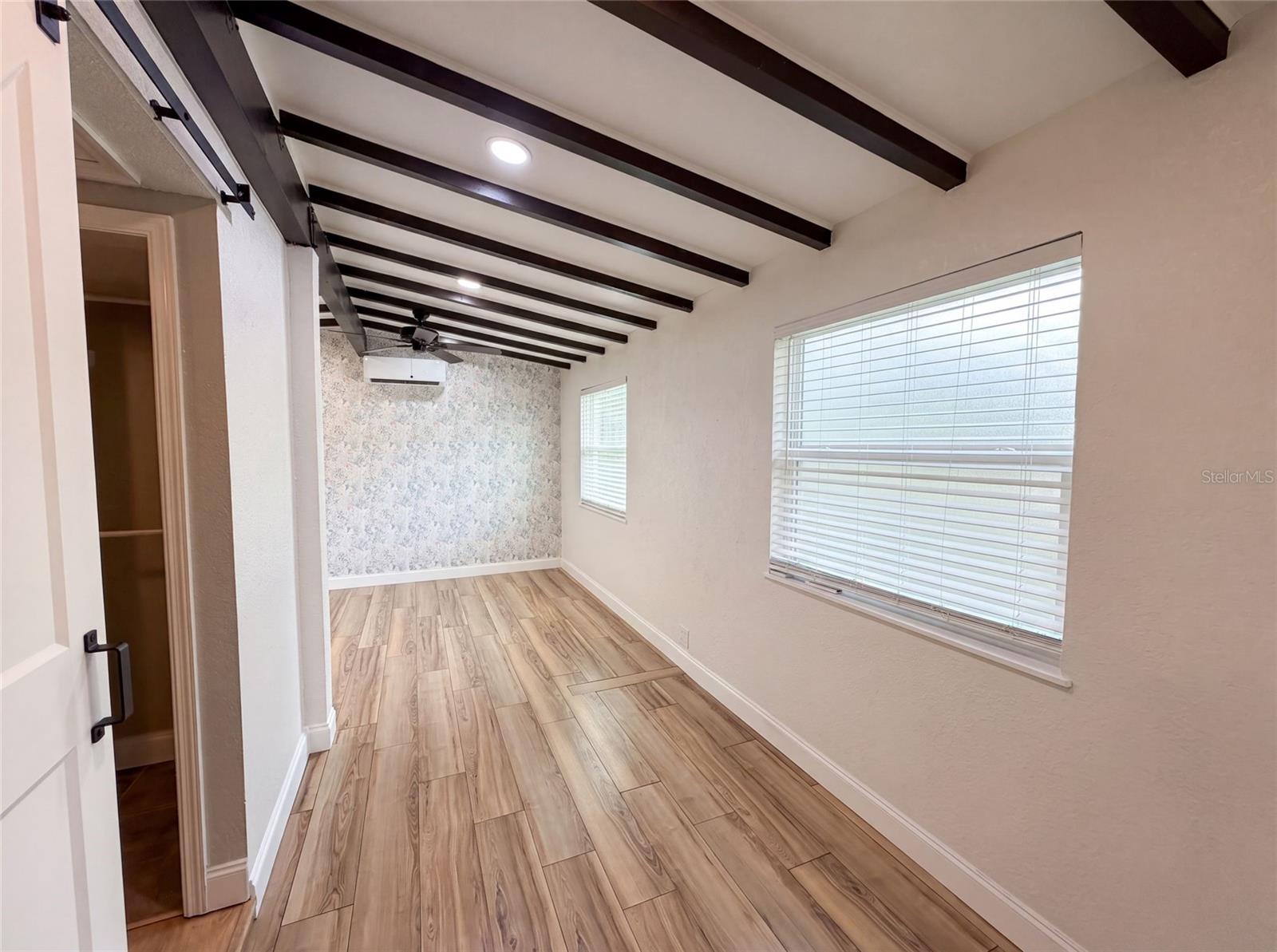 2242 E DANA DR — photo 12