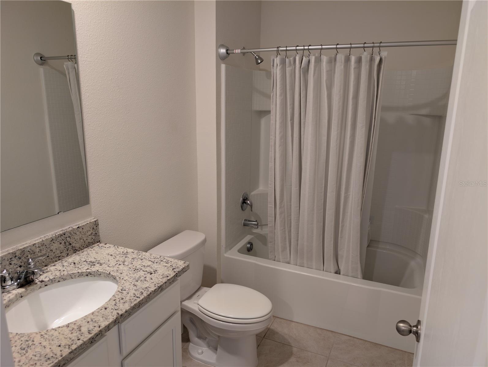 3329 EASTGROVE TER — photo 7