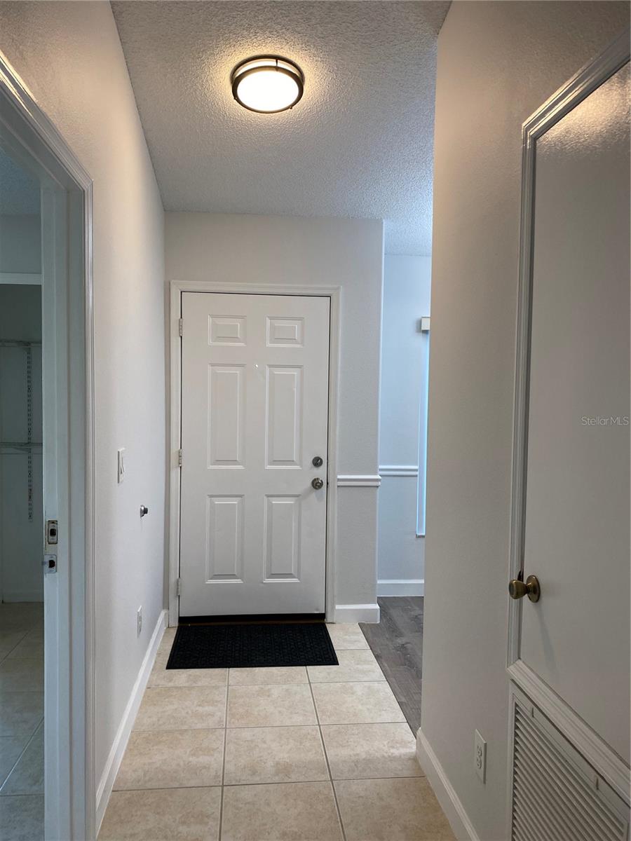 13724 RIVERPATH GROVE DR — photo 2