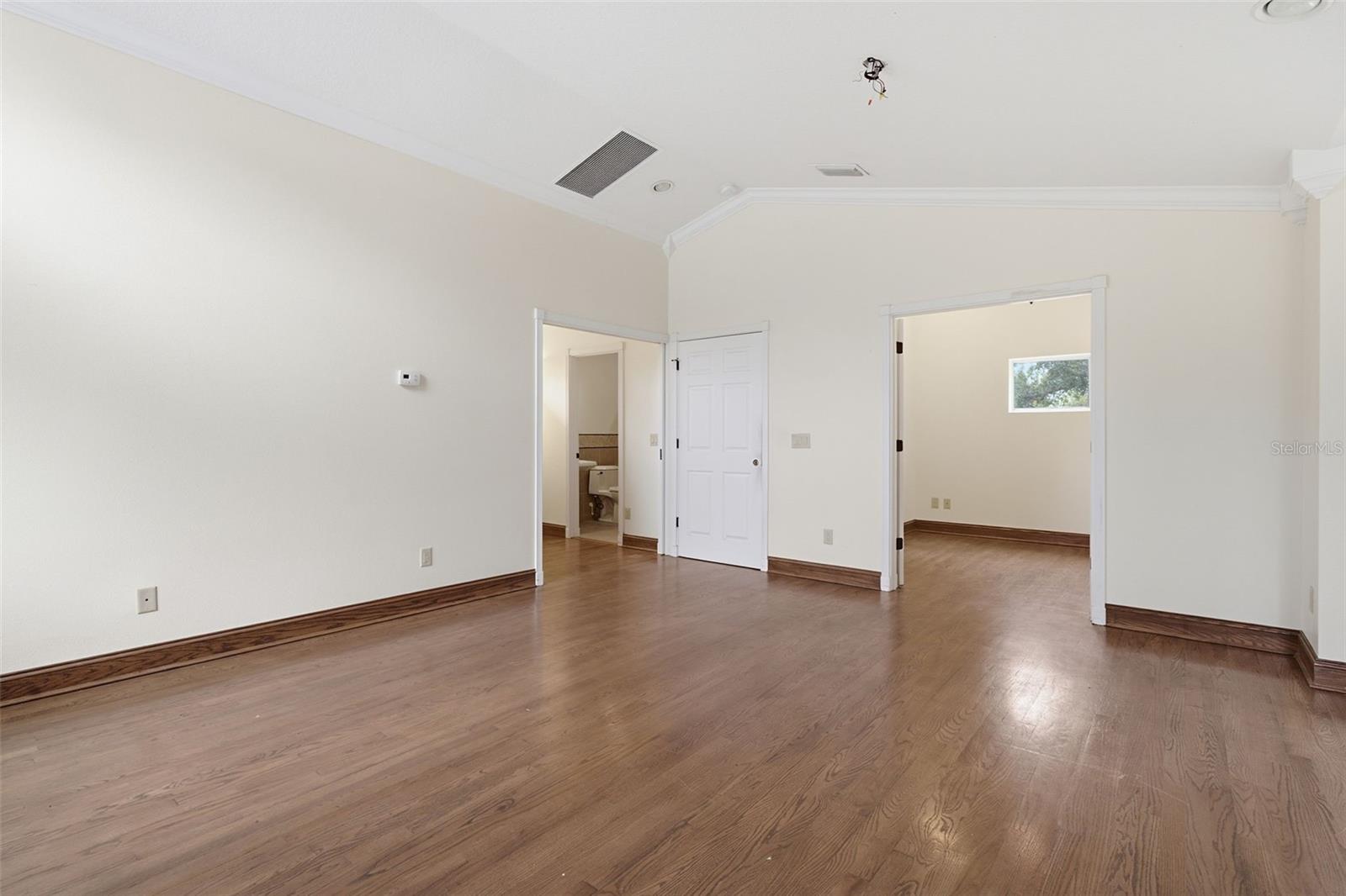 164 E GOODHEART AVE — photo 10