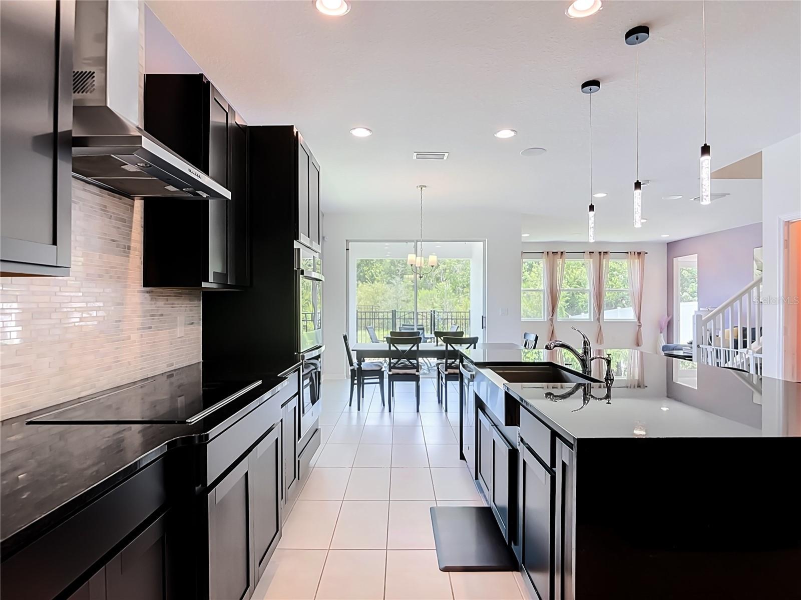 720 TREEHOUSE LOOP — photo 11