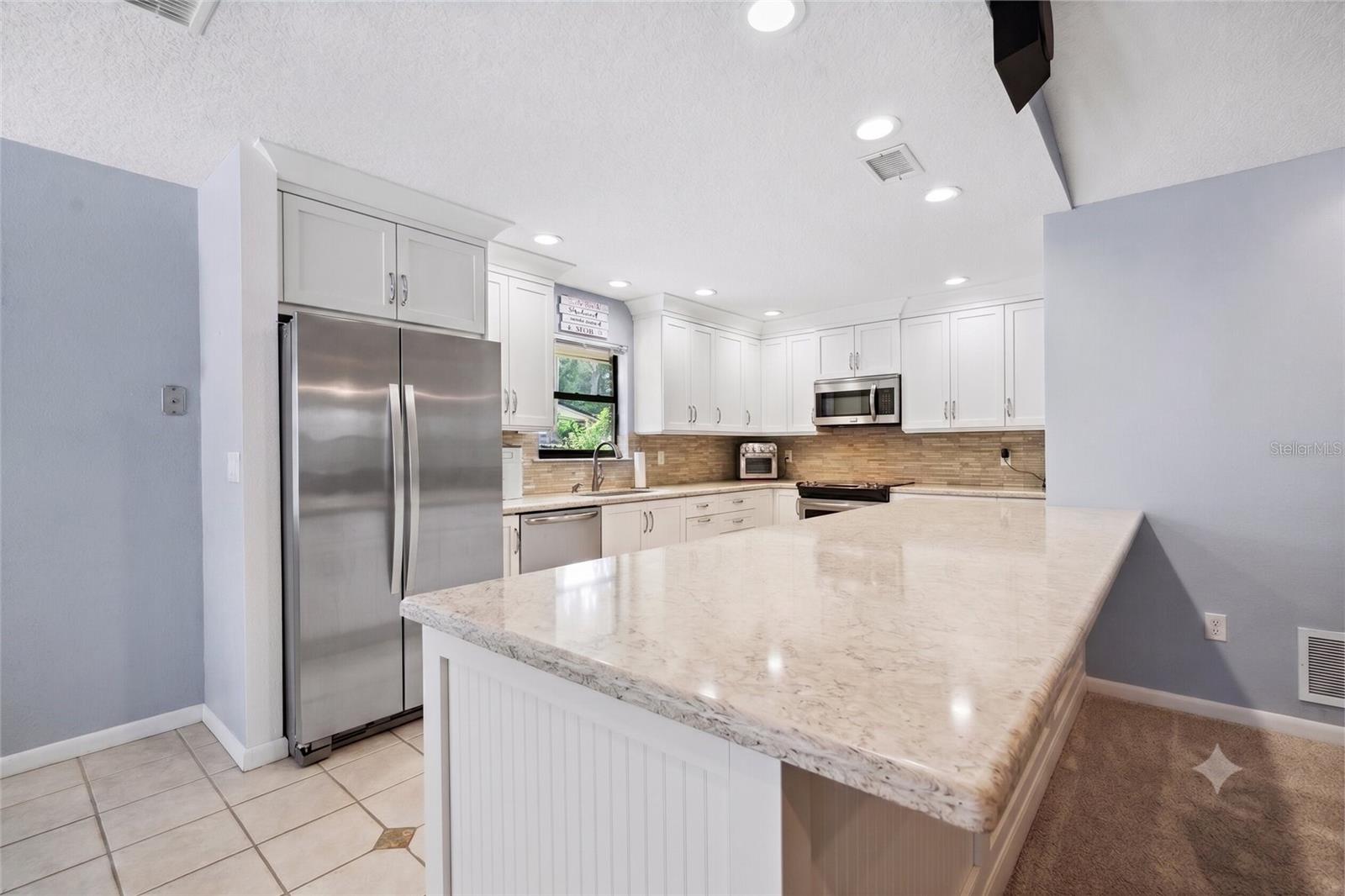 1165 GEORGE ANDERSON ST — photo 12