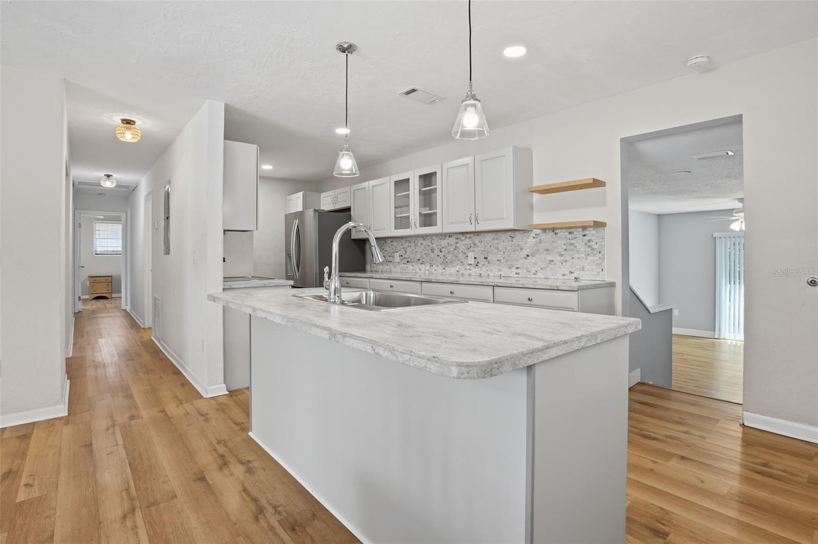254 OLEANDER PL — photo 7
