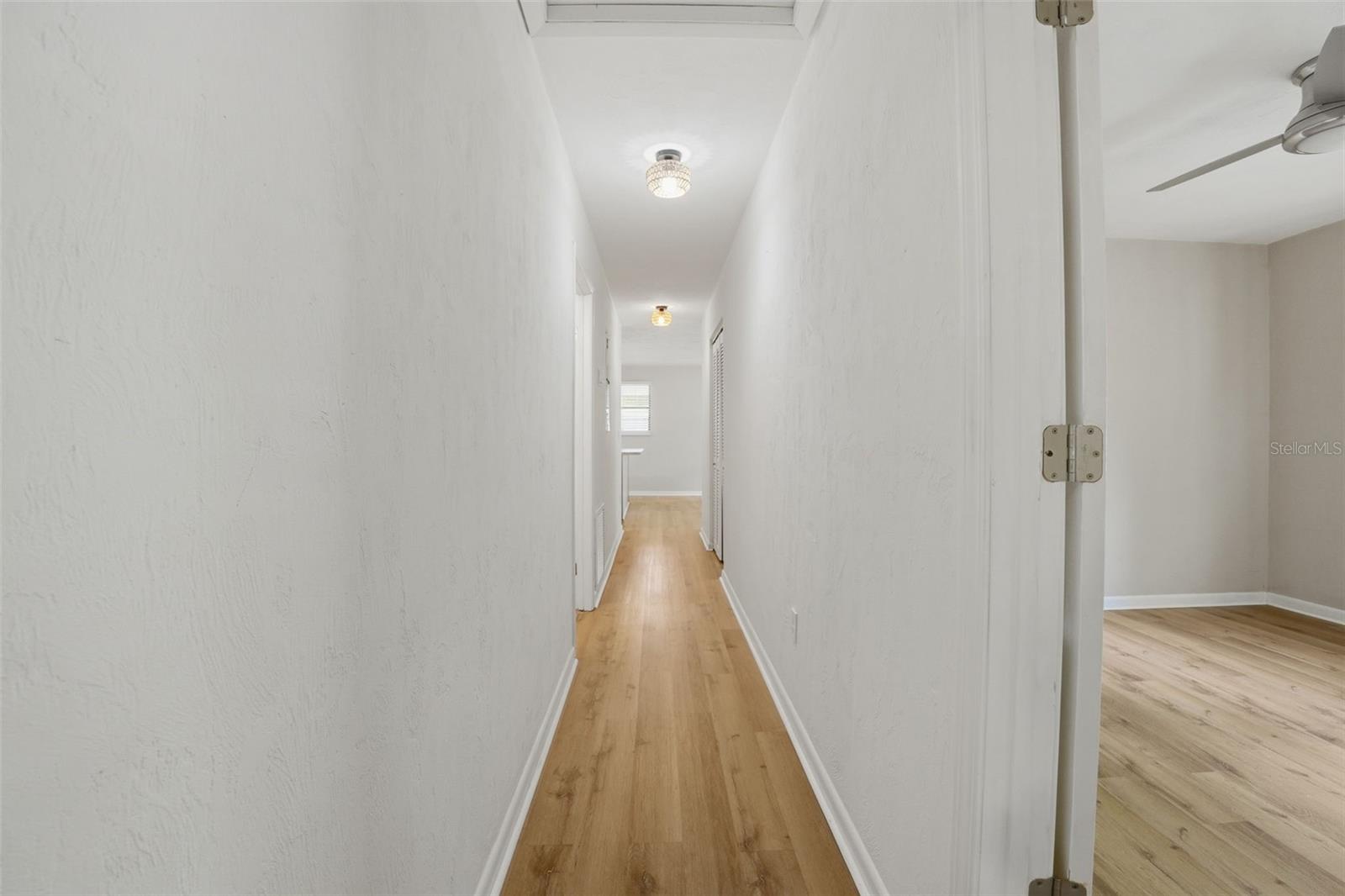 254 OLEANDER PL — photo 10