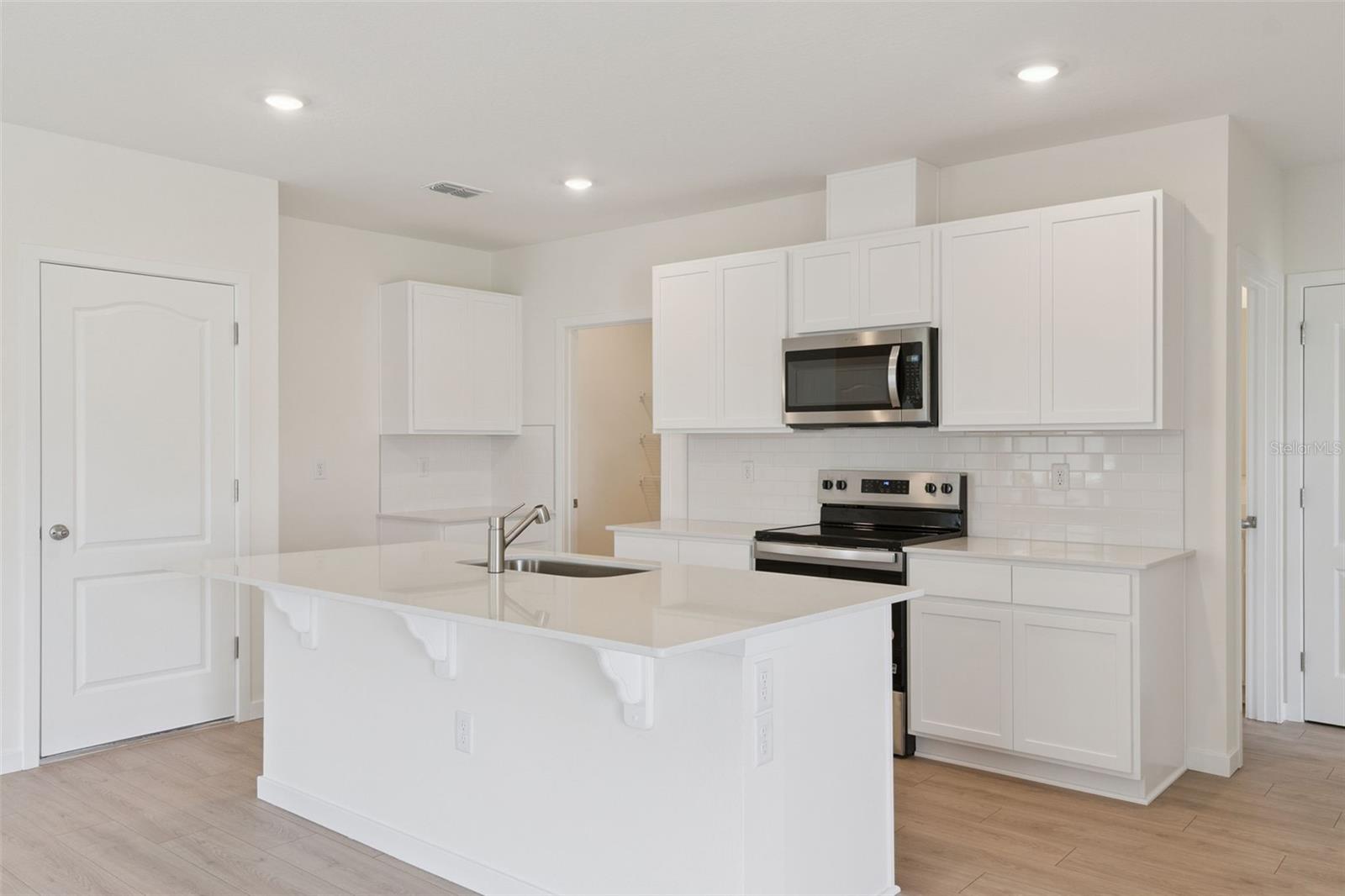 1371 GRAND FLORA LN — photo 12