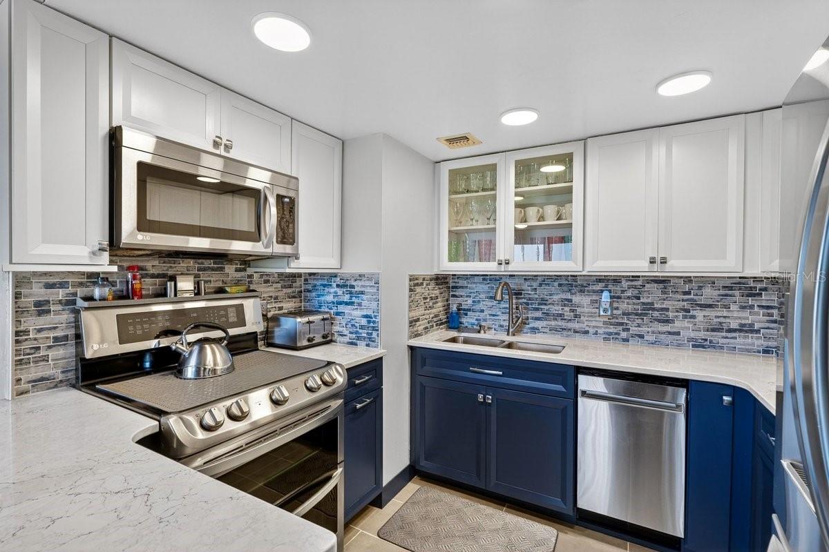 2700 OCEAN SHORE BLVD #106 — photo 9