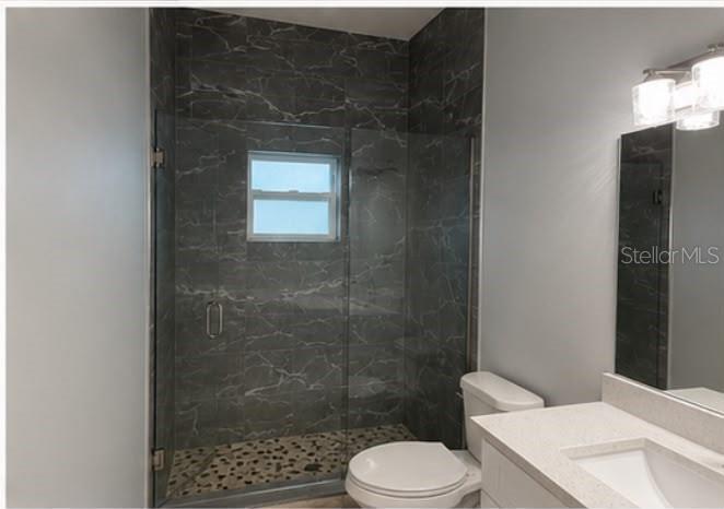 617 HOLMES AVE — photo 8