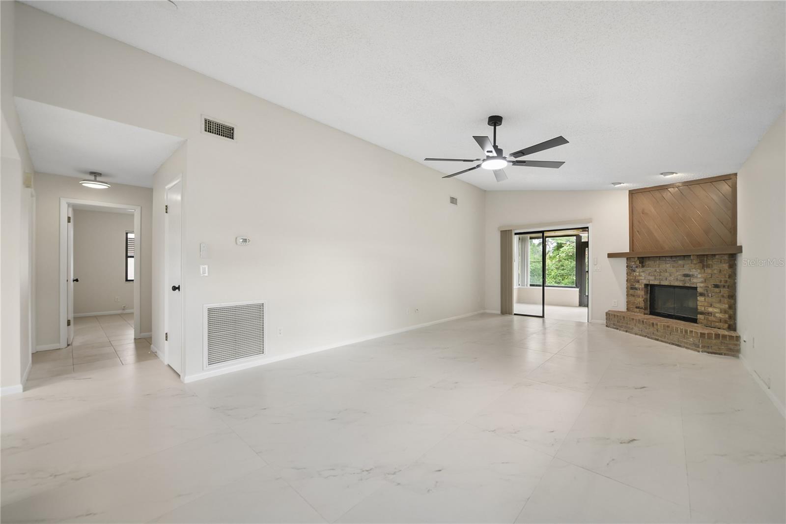 104 QUAIL RIDGE CT — photo 9
