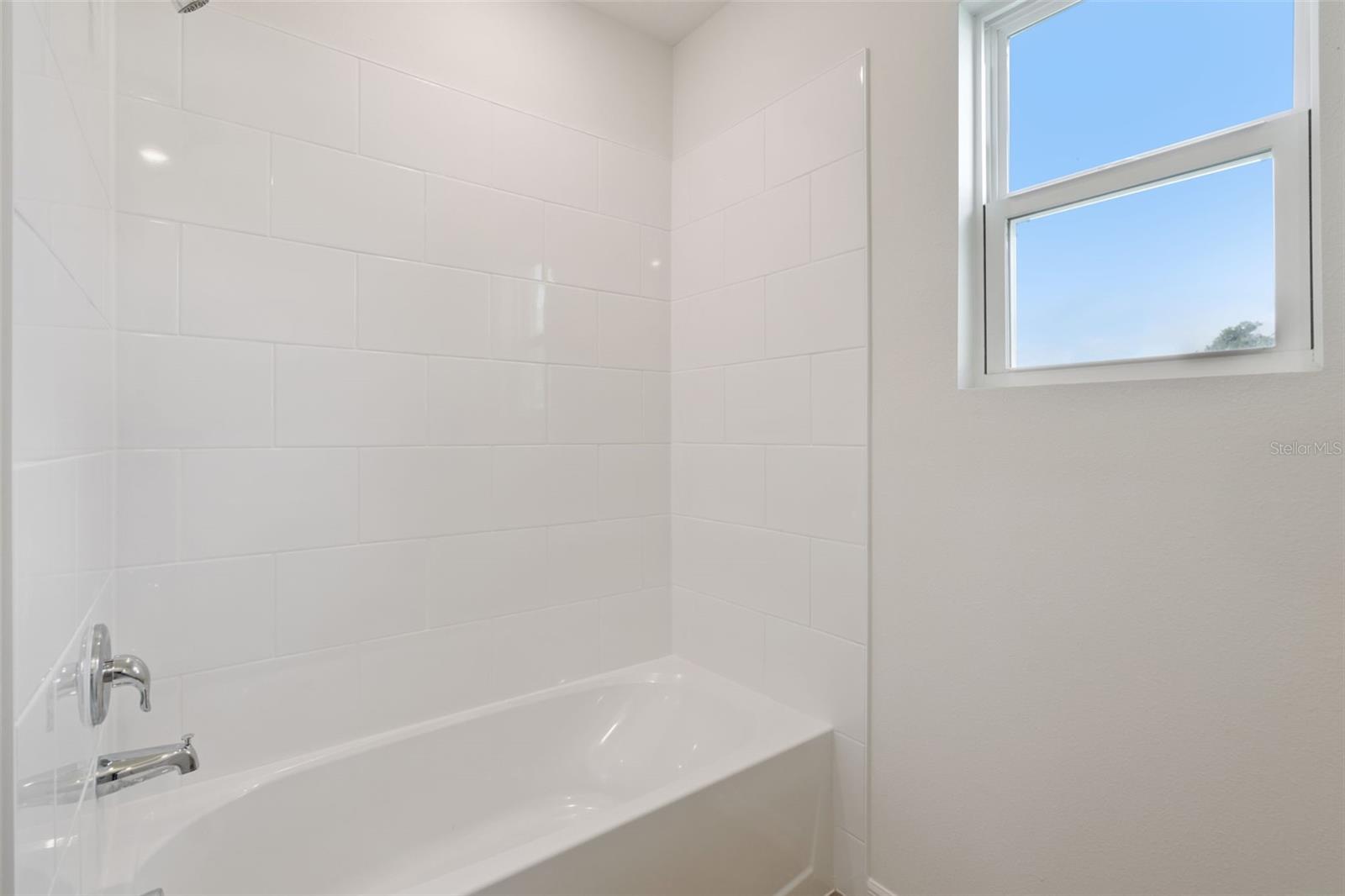 2514 DORSET CT — photo 5