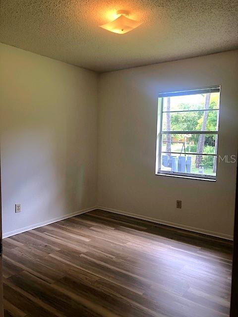 1175 W 16TH ST #B — photo 12