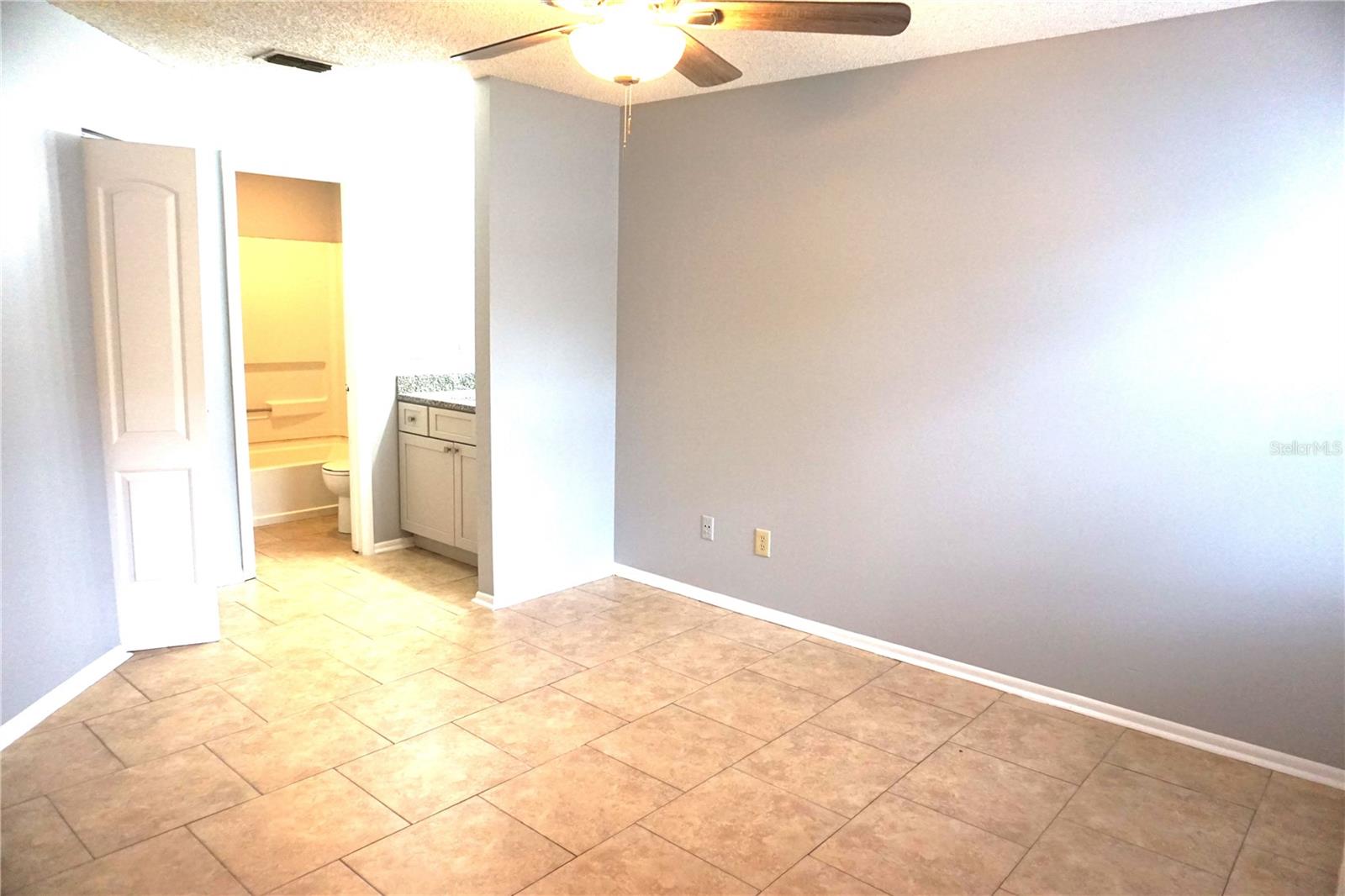 732 SECRET HARBOR LN #100 — photo 8