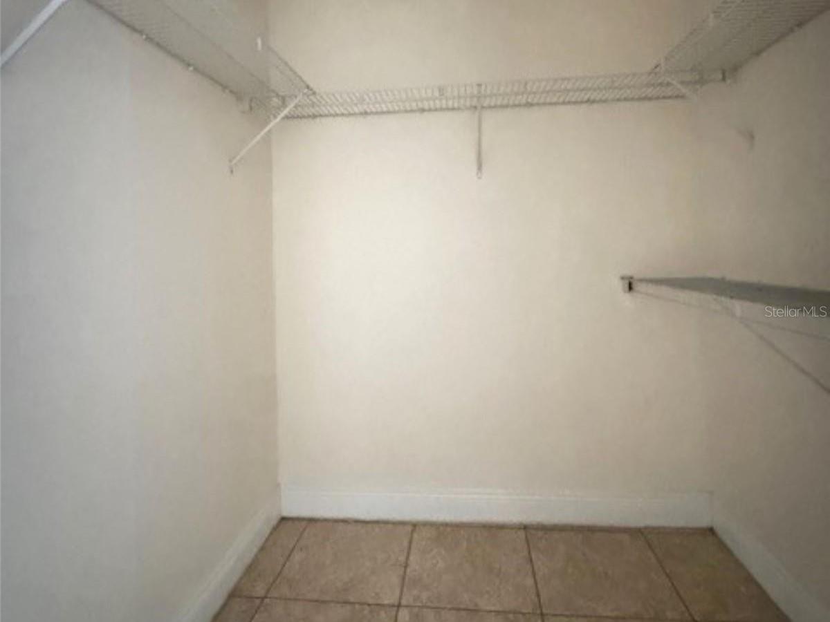2504 GRASSY POINT DR #202 — photo 12