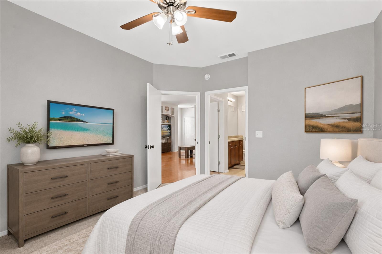 114 VISTA VERDI CIR #216 — photo 3