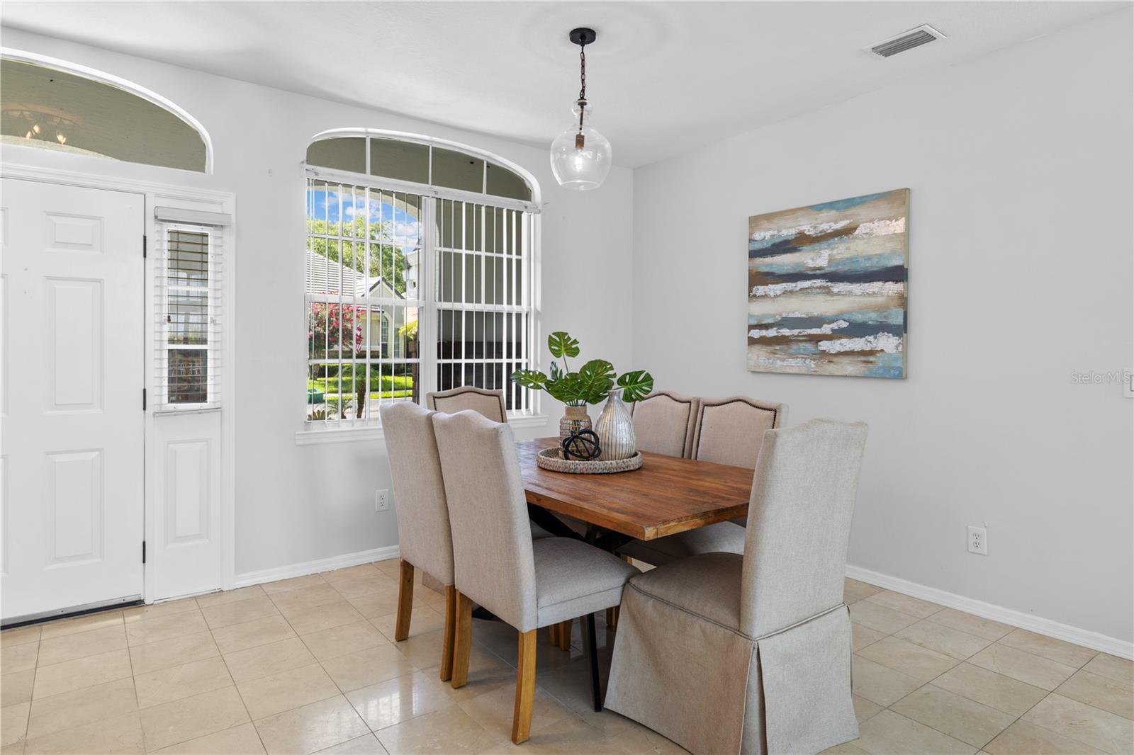 130 WIMBLEDON CIR — photo 12