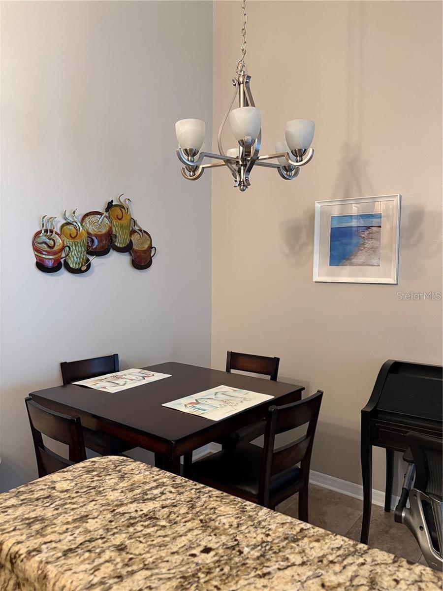 2516 GRASSY POINT DR #200 — photo 4