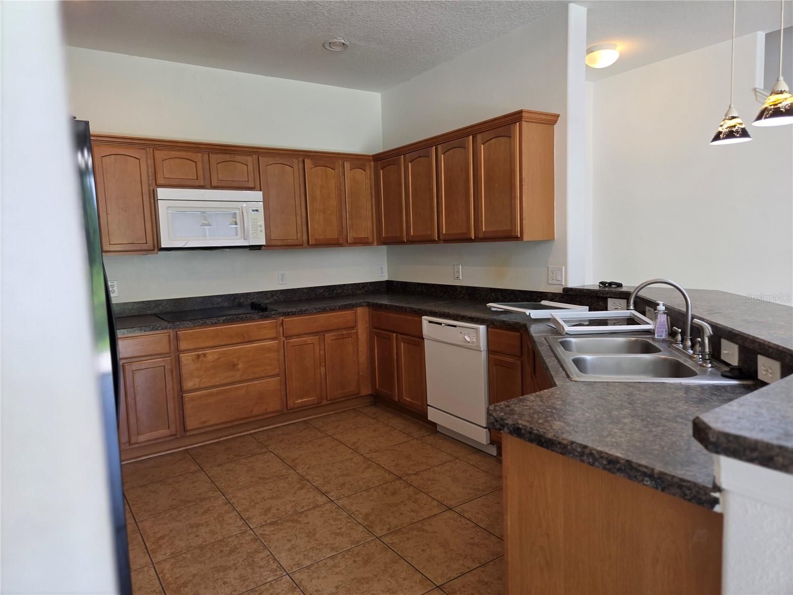 3659 SOARING LN — photo 5