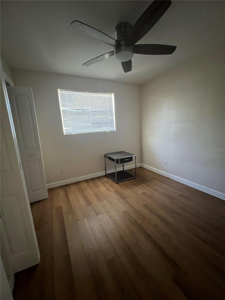 536 RUTH ST — photo 7