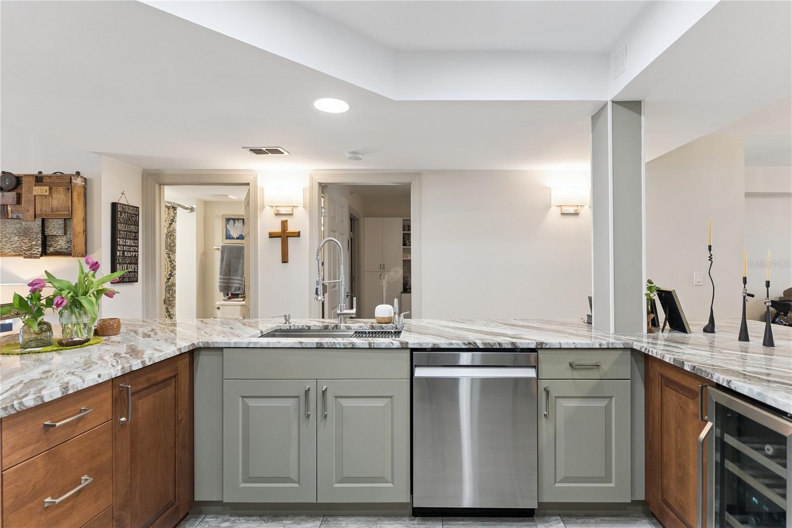 2055 S ATLANTIC AVE #705 — photo 8