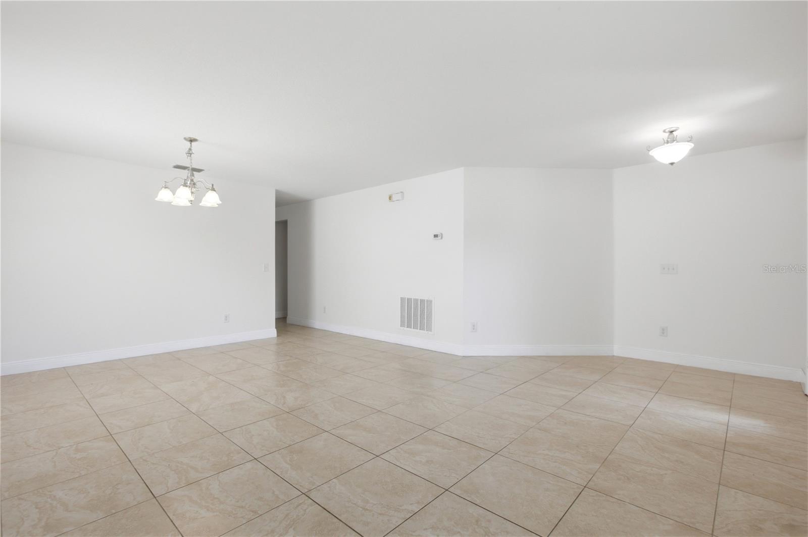 128 BELLA ROSA CIR — photo 7