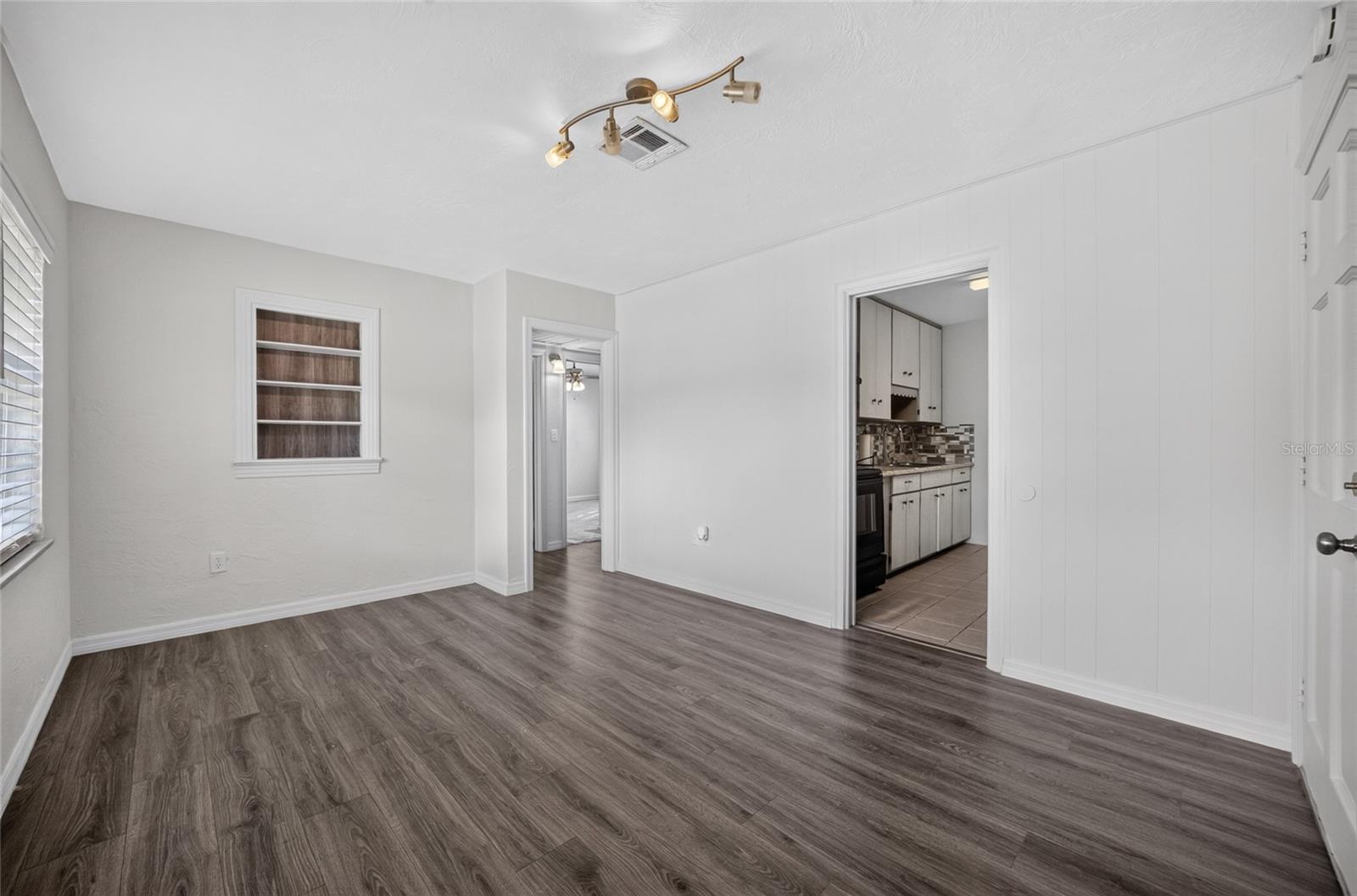 2403 KEY AVE — photo 12