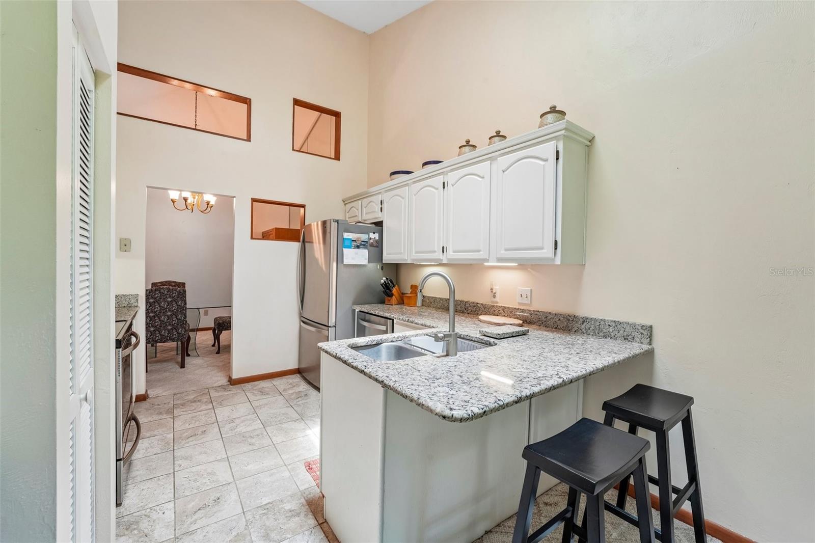 67 VILLAGE CIR #67 — photo 12