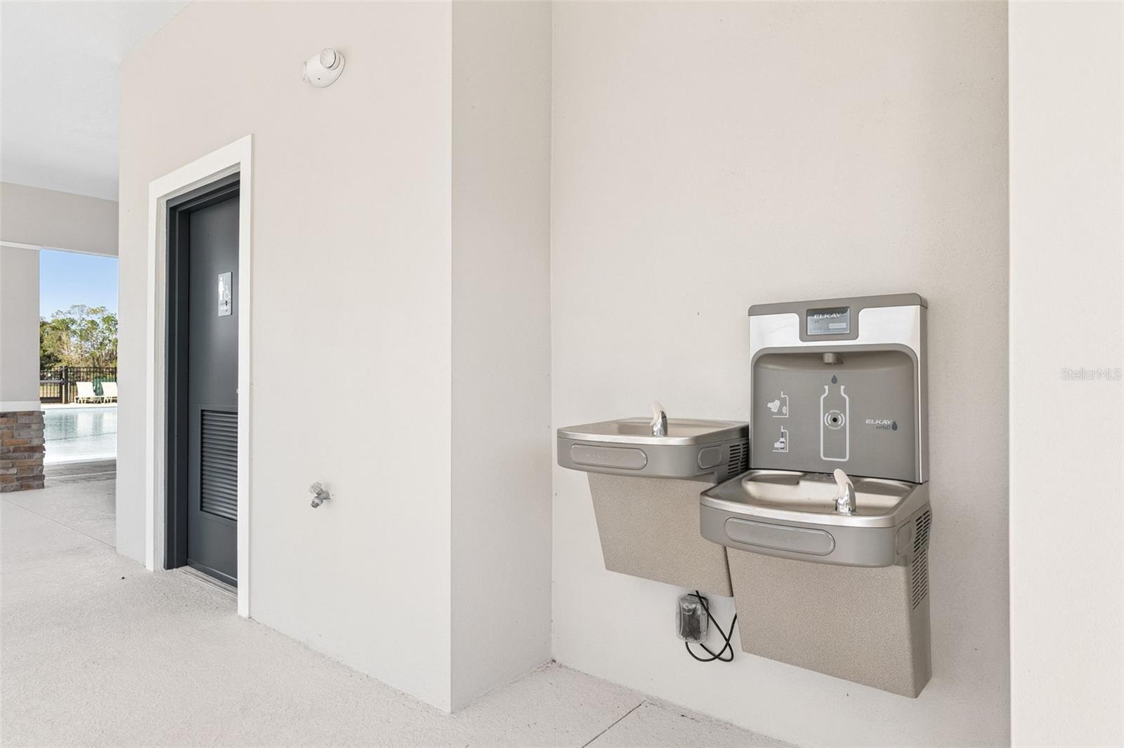 1049 CHAMPION RIDGE DR — photo 10