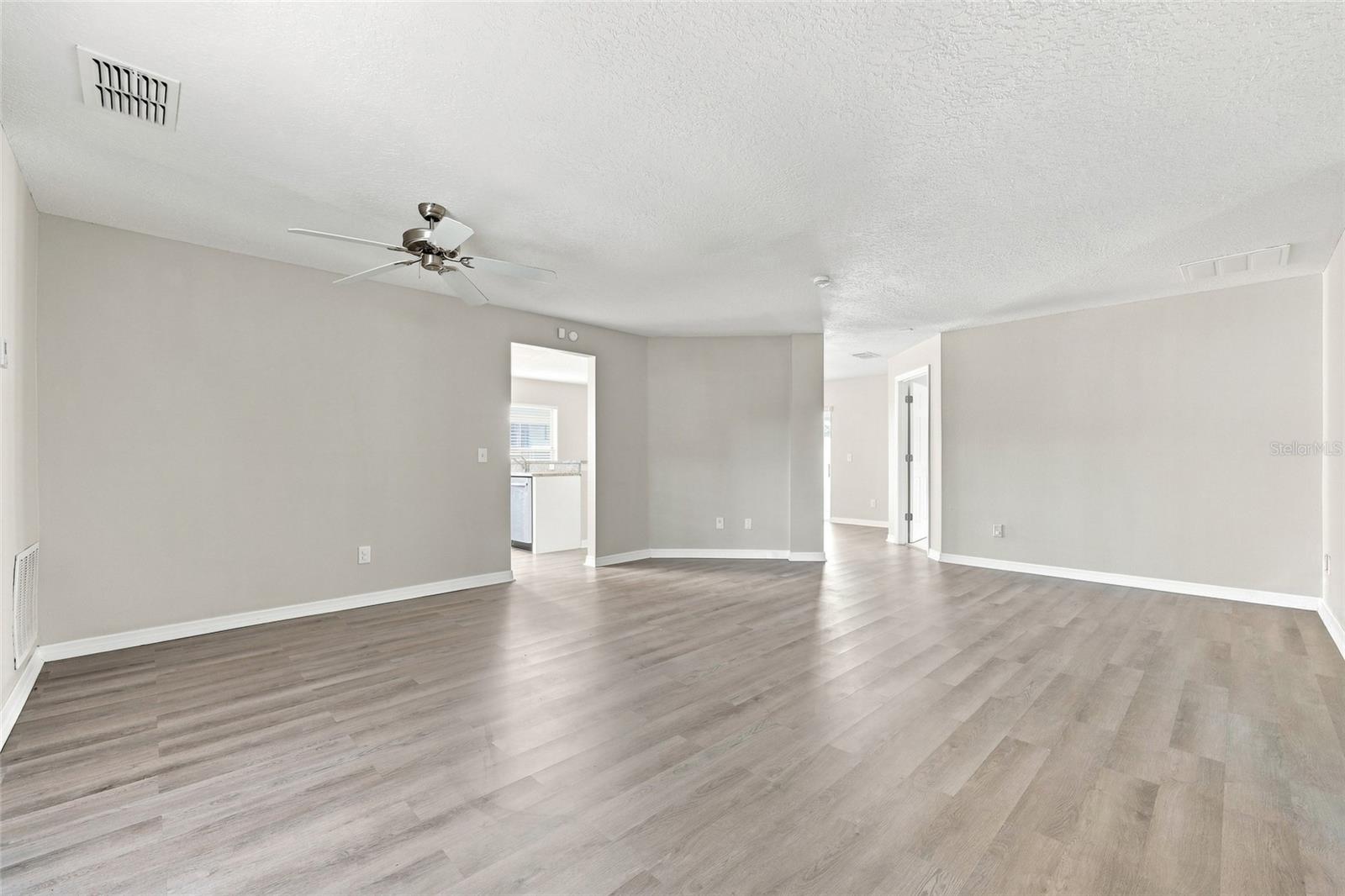 516 BELLA ROSA CIR — photo 5
